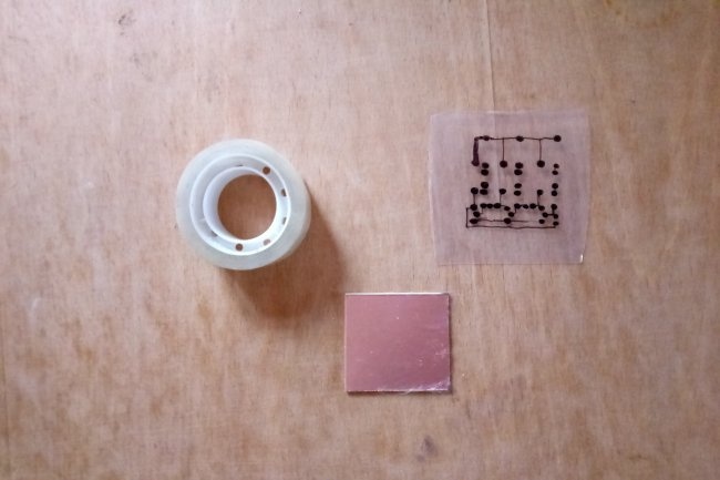 A simple way to make printed circuit boards without LUT