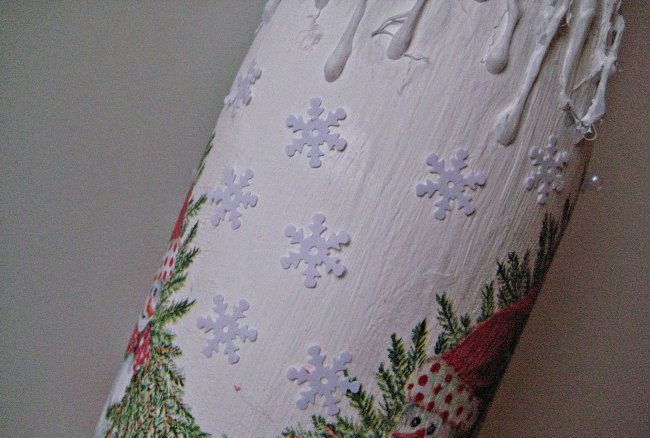 New Year's decoupage champagne bottle