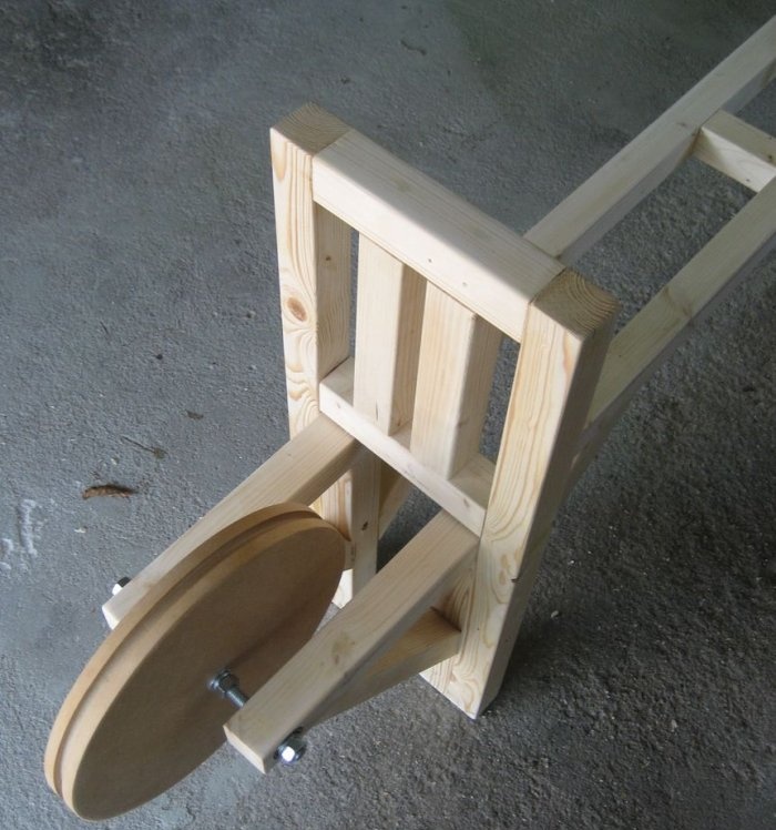 DIY rowing machine