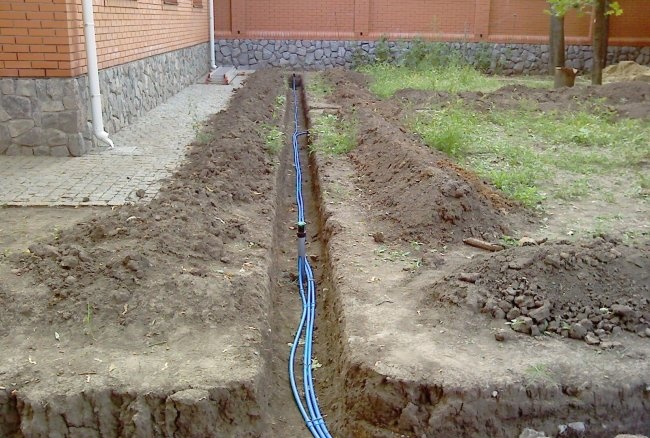 Watering system without the use of special containers