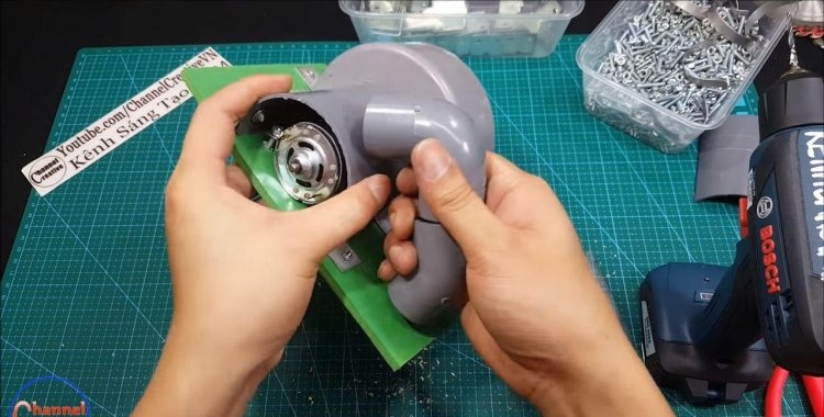 Mini circular saw