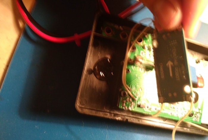 Converting a multimeter to li-ion with charging