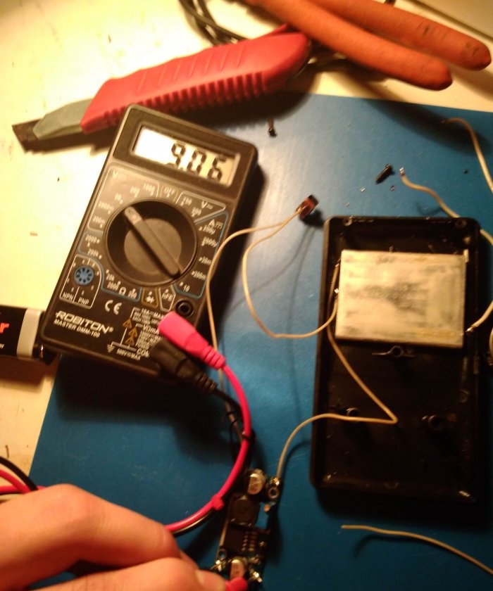 Converting a multimeter to li-ion with charging