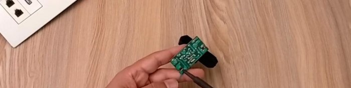 Realizzazione di una presa USB