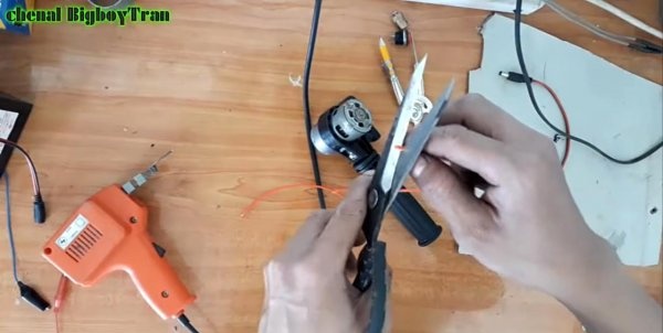 12V преносим дисков шлайф