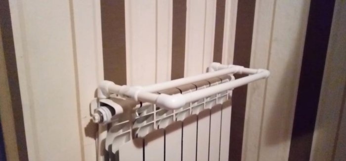 Battery dryer made of plastic pipes