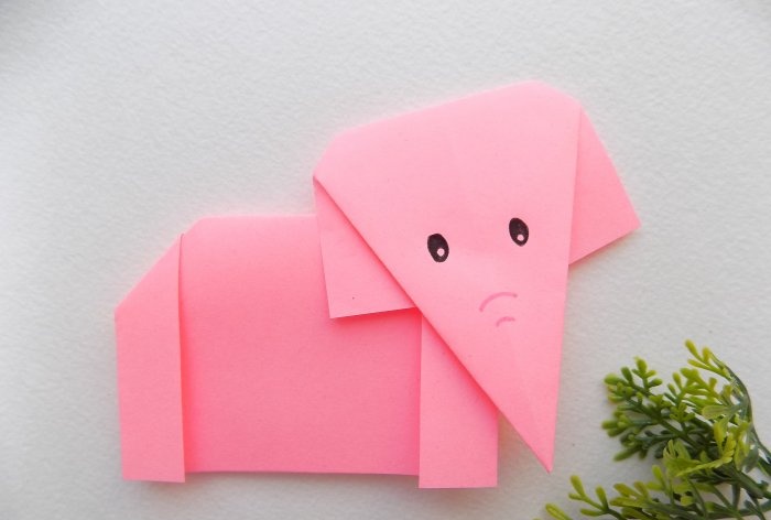 Paper elephant