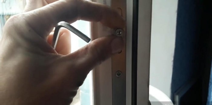 How to switch metal-plastic windows to winter-summer mode