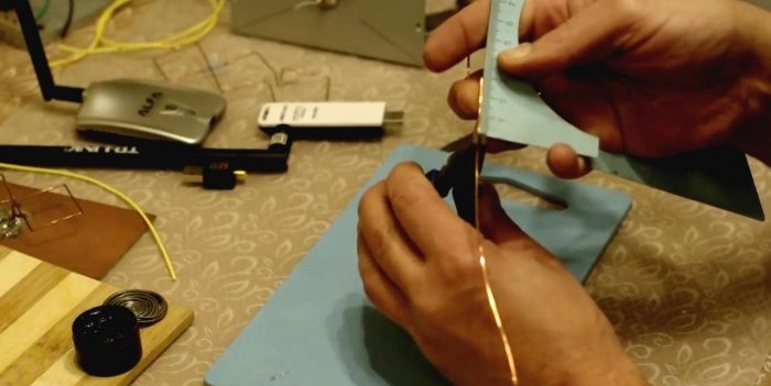 How to make a directional WIFI antenna