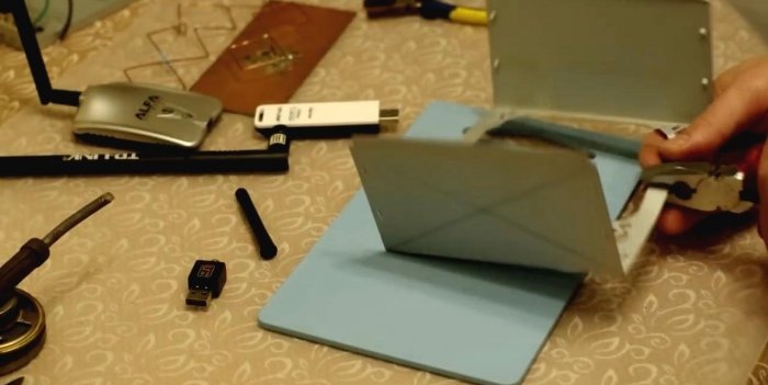 How to make a directional WIFI antenna