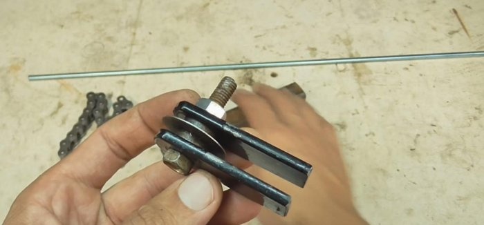 Simple pipe cutter