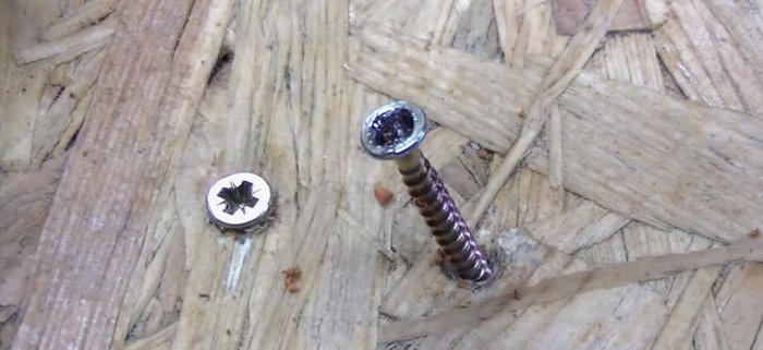 How to unscrew a licked screw