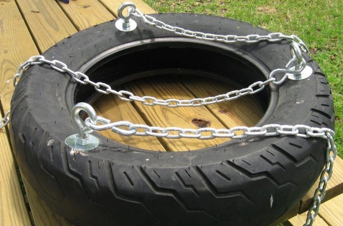 Simple tire swing