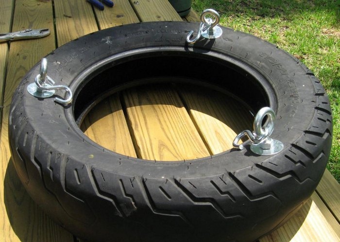 Simple tire swing