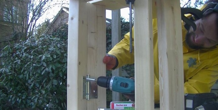 Folding wooden ladder