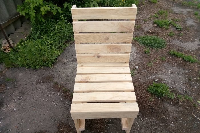 DIY wooden garden chair