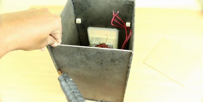 DIY 12V mini refrigerator