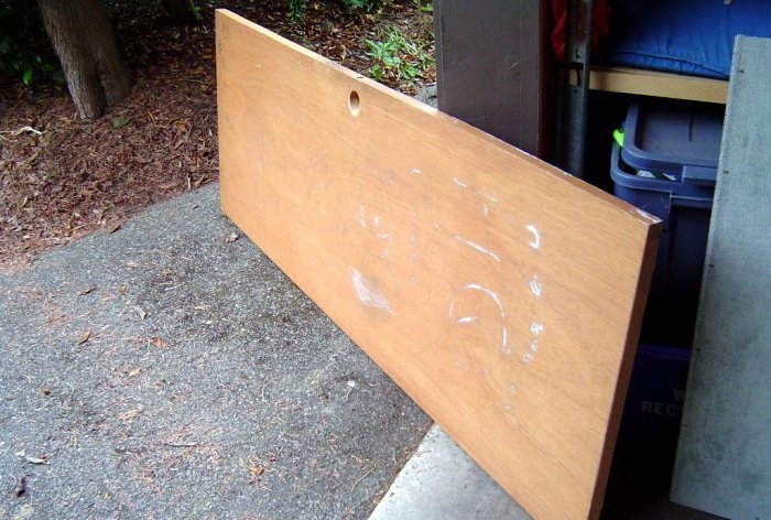 How to make a table from an old door