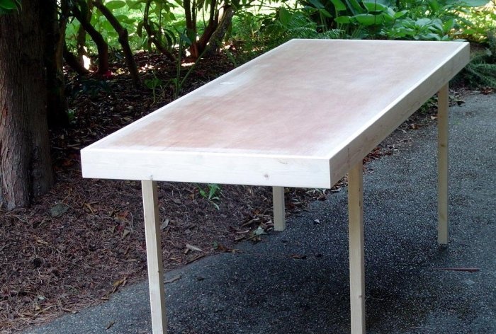 How to make a table from an old door