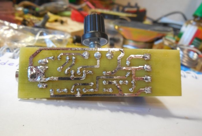 Amplifier based on LM386