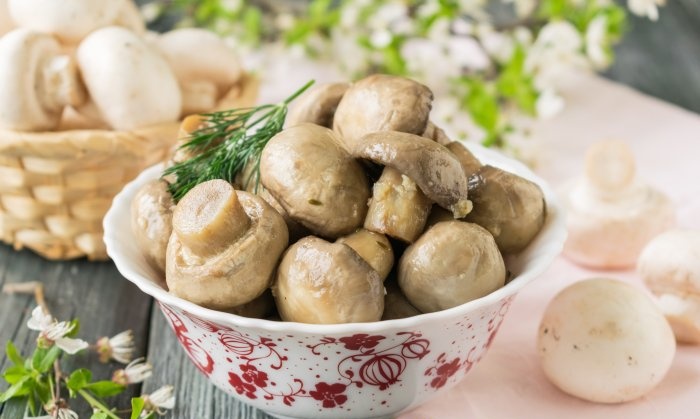 Quick marinated champignons in 1 day