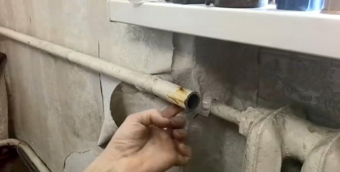 How to cut threads on a pipe