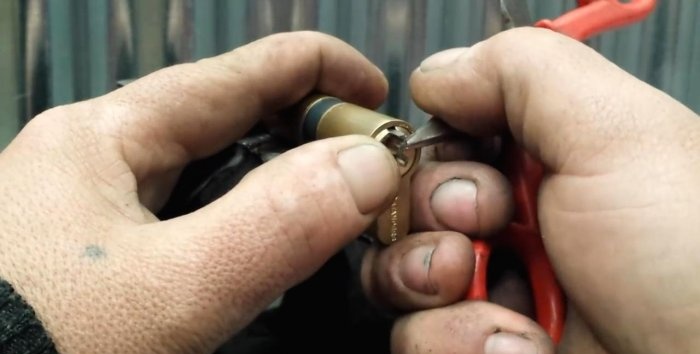 How to get a key piece out of a lock