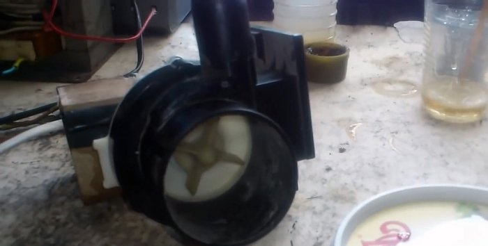 Submersible pump from a washing machine pump