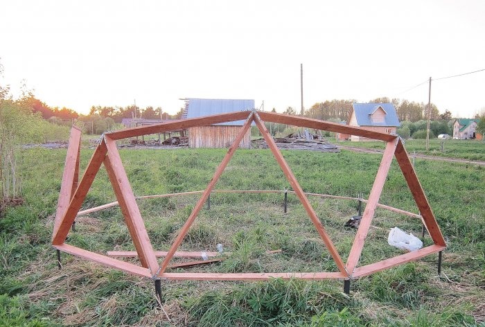 How to make a dome greenhouse with your own hands