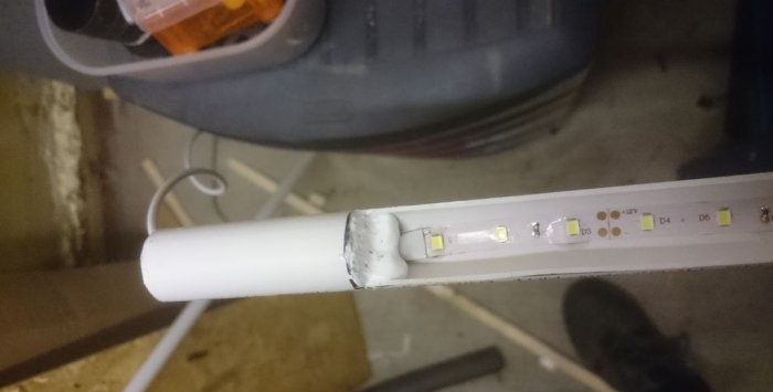 Simple LED tube lamp