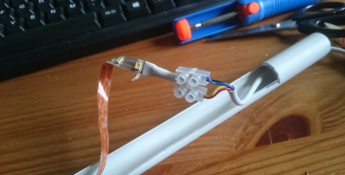 Simple LED tube lamp