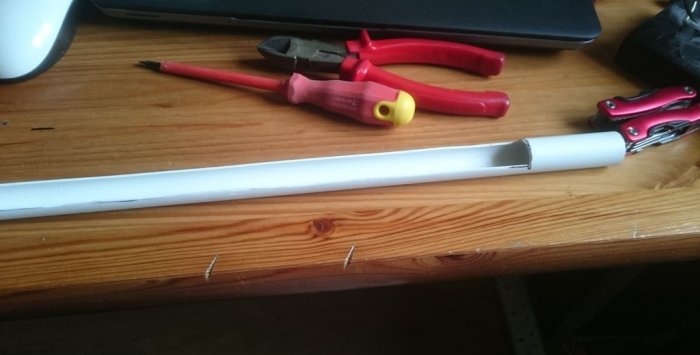 Simple LED tube lamp