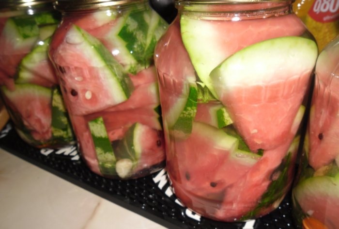 Pickled watermelon