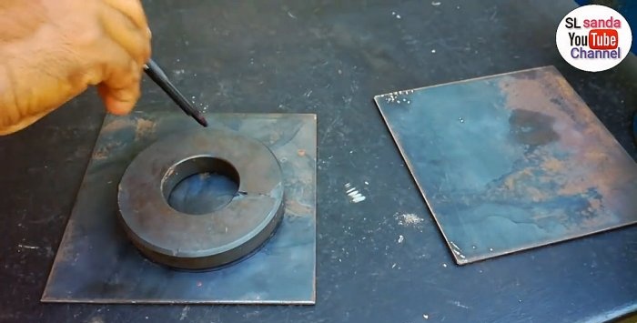 Magnetic corner for welding