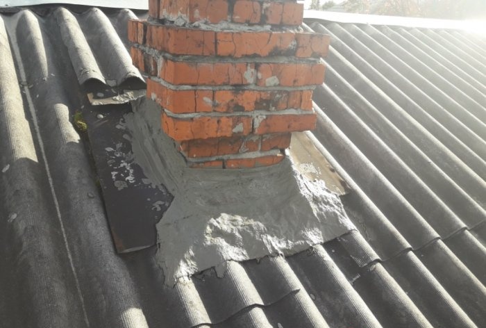 How to eliminate gaps between the chimney and slate