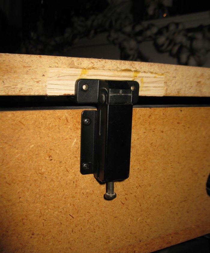 Repair of torn hinges