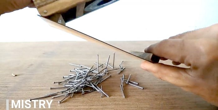 DIY magnetic brush