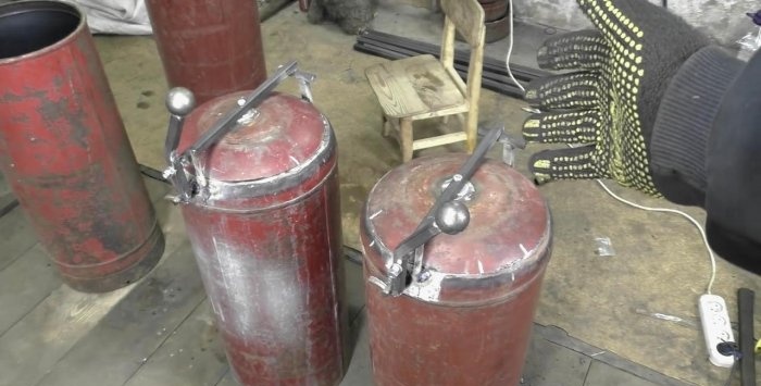 Heating battery using wood from gas cylinders