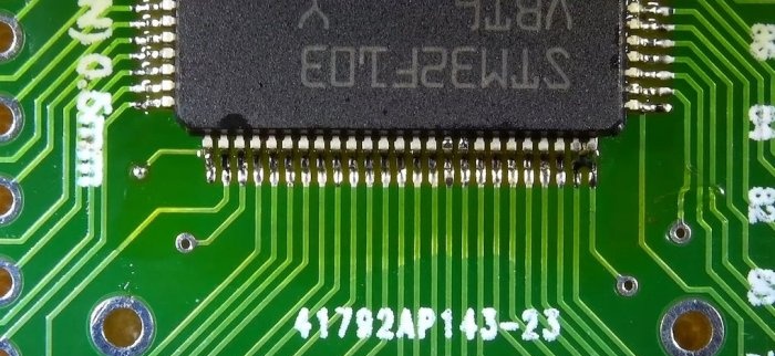 How to solder SMD elements manually