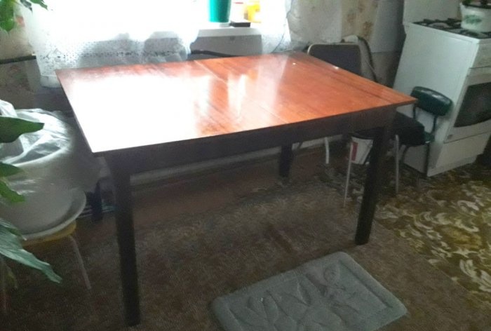 Restoration of an old destroyed table