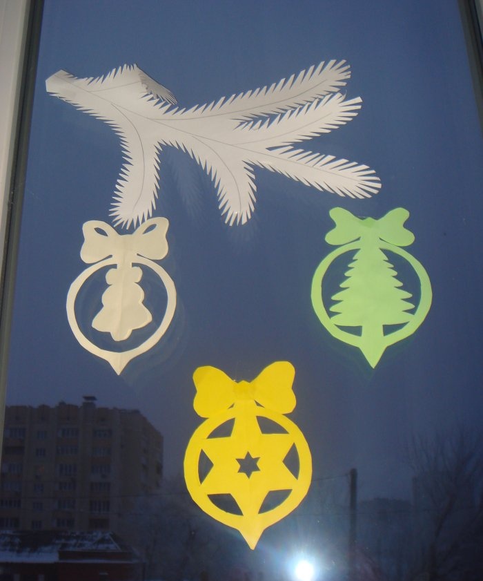 Window decor for the New Year holidays