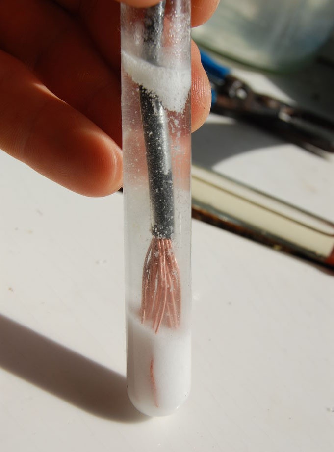 How to quickly clean copper wire from oxide