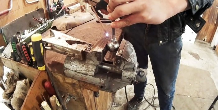 How to make a ball cutter with your own hands