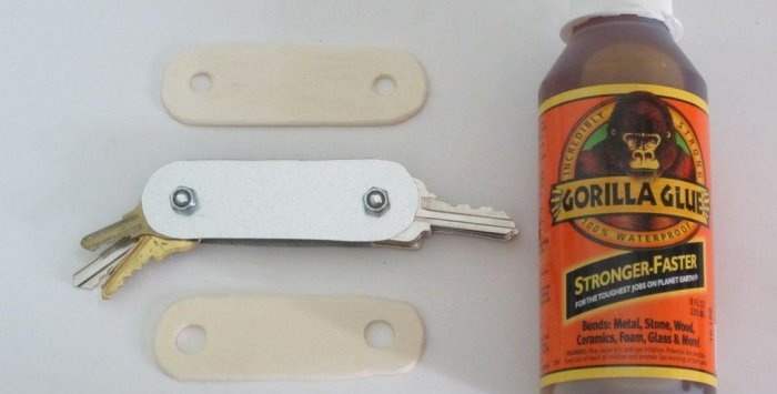 Convenient DIY key holder