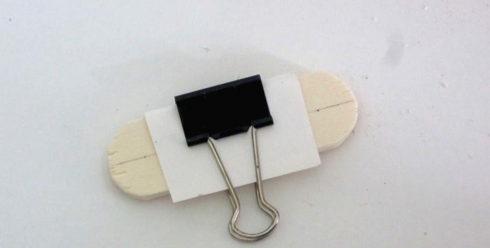 Convenient DIY key holder