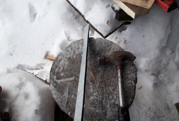 DIY wooden snow shovel