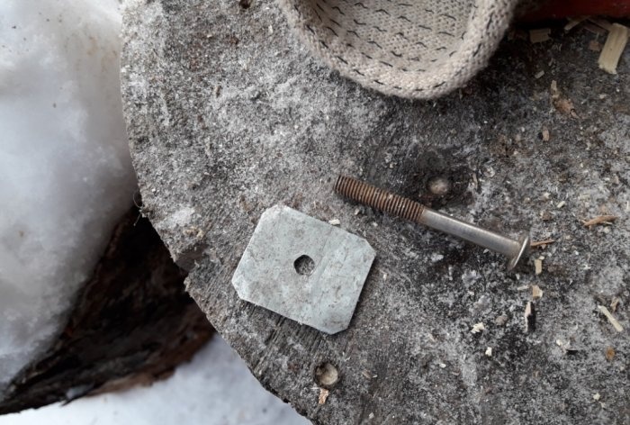 DIY wooden snow shovel