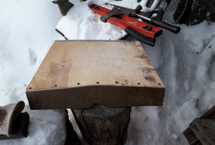 DIY wooden snow shovel