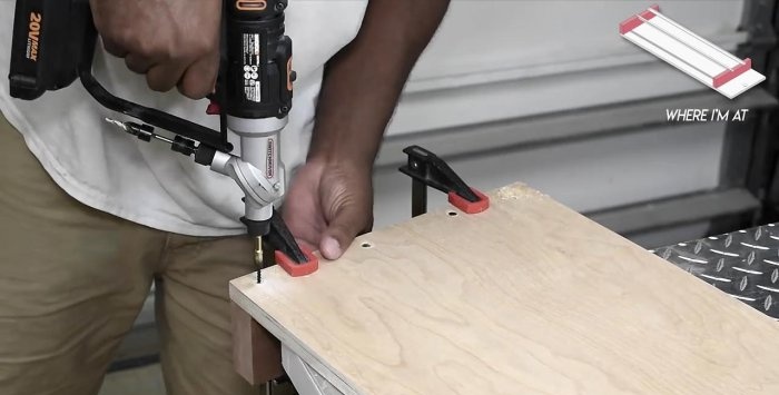 Inexpensive guide for a hand-held circular saw with your own hands