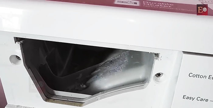 How to clean a washing machine from scale and dirt using soda and vinegar